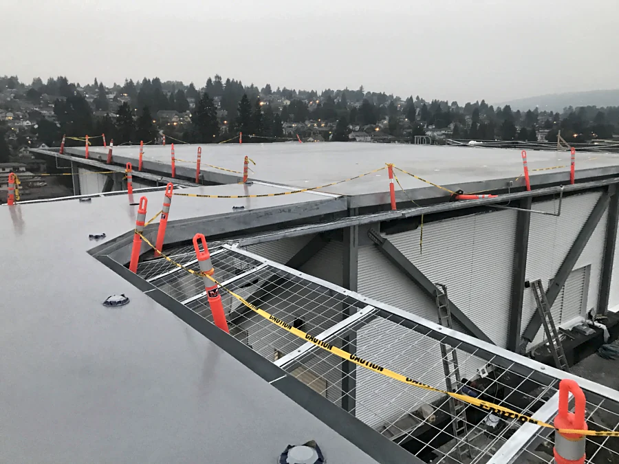 The finished helipad, the perimeter safety net and the pad beyond